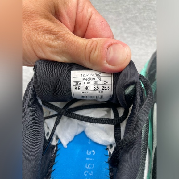 Brooks Womens Launch 3 1202061B071 Black Mint Green Running Shoes Size 8.5 - Picture 12 of 15